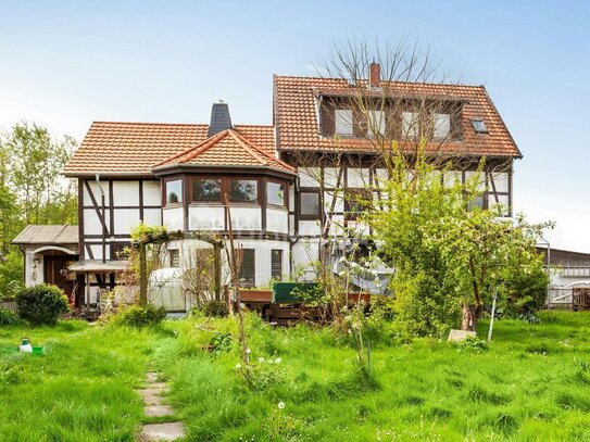 Großzügiges Mehrgenerationenhaus mit riesigem Grundstück, 2-3 Wohneinheiten und großer Terrasse