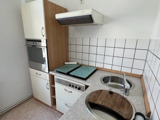 2-Raum Wohnung frisch renoviert *reserviert*