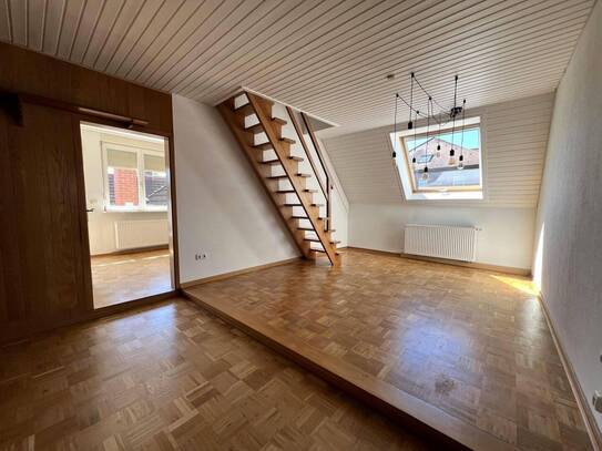 Gemütliche 3-Zimmer Dachgeschosswohnung mit Dachterrasse