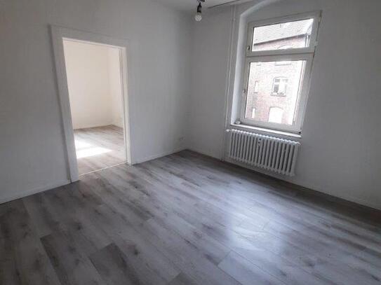 Sehr schöne 3 Zimmer Wohnung in Duisburg zu vermieten!!!