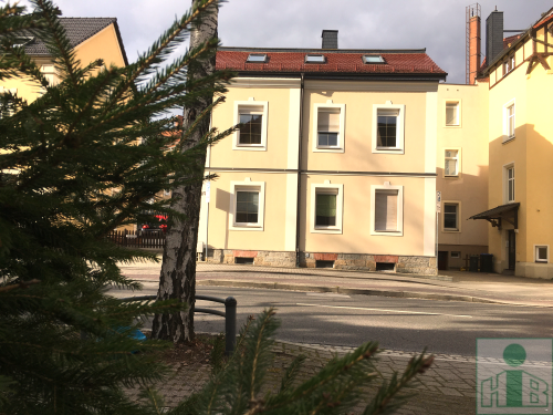 Schöne, gemütliche 2-Raum-Wohnung + PKW-Stellplatz auf der Muskauer Straße zu vermieten!