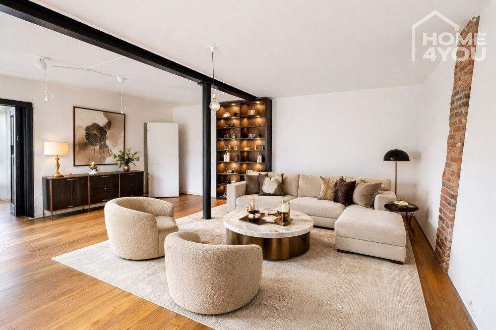 Top-Angebot: Luxuriöses Gutshaus-LOFT, 140 qm, 2 SZ, 2 Bäder, WC, EBK, Garten&Terrassen, 2 TG-Plätze