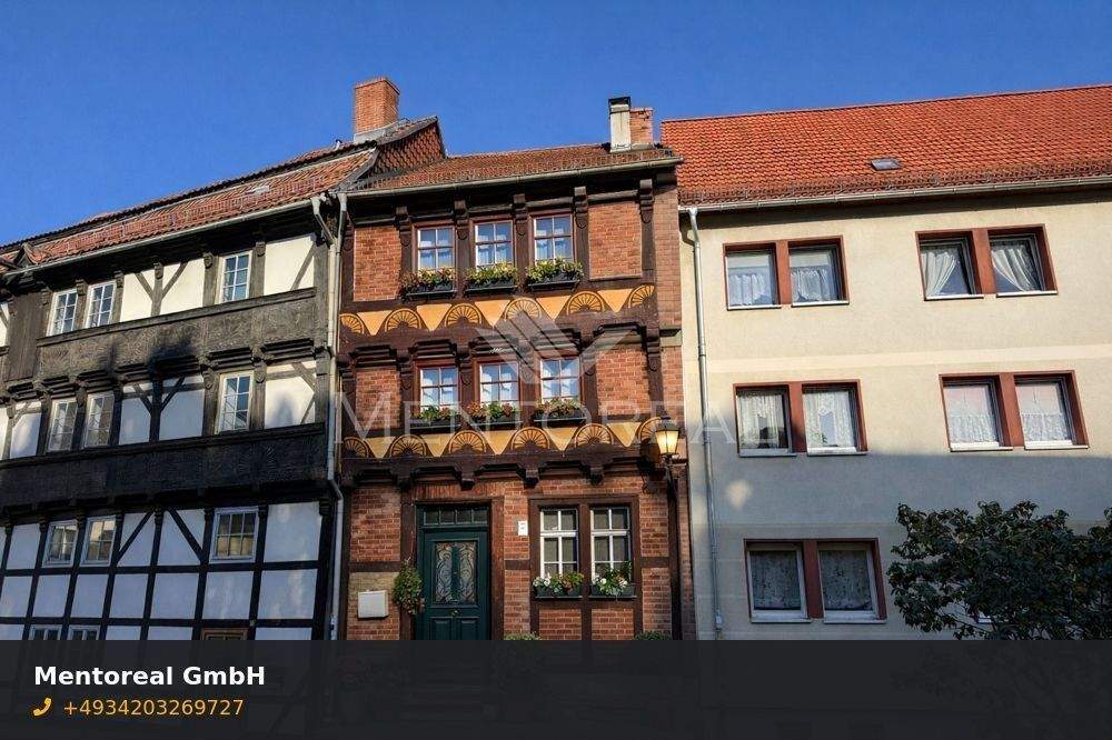 Immobilie in Halberstadt - ****Denkmalgeschütztes Mehrfamilienhaus - ideal für studentische Vermietung**** - Bild 0