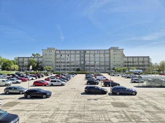 Airport-Center in Dresden | 30 m² Büro im Dresdner Norden zur Miete