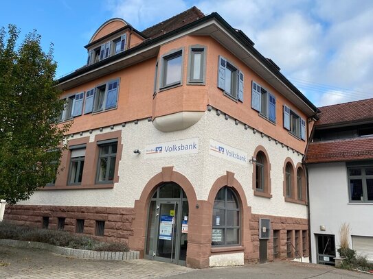 Gepflegte 3 1/2 Zimmer-Wohnung mit Garage und Balkon zentral in Epfendorf