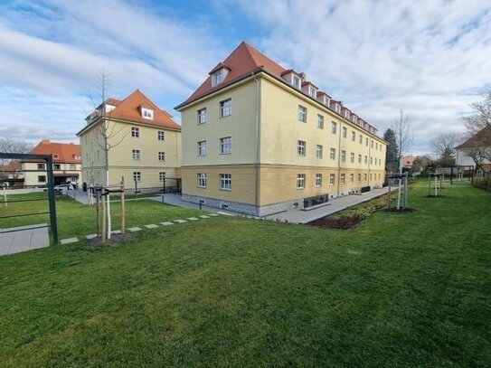 Außergewöhnliches 3 Raum Maisonette mit hochwertiger Miele Einbauküche