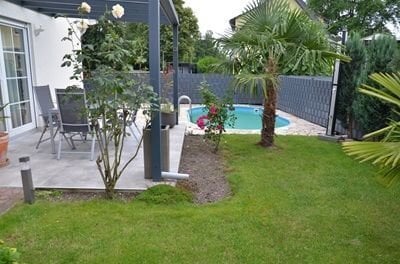 Freistehendes Einfamilienhaus mit geringem Energiebedarf & Pool in Kehl-Goldscheuer