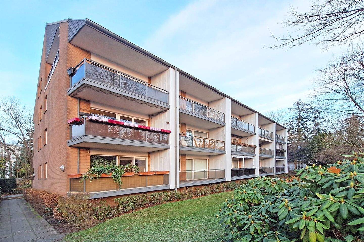 Vermietete 2-Zimmer-Wohnung in optimaler Lage von Meiendorf mit Südbalkon