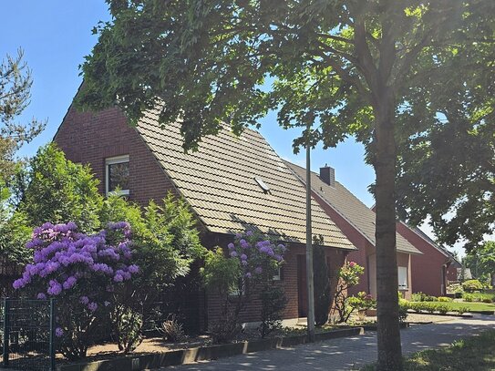 Einfamilienhaus in Gronau-Epe mit ca. 130 m² Wohnfläche und Baugrundstück