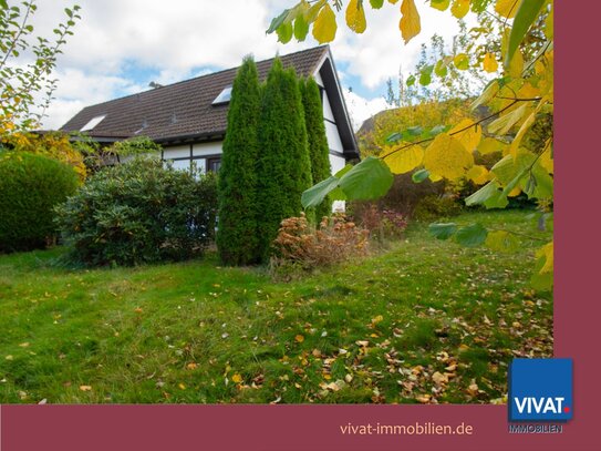 Einfamilienhaus in zweiter Reihe mit viel Charme auf großem Grundstück.