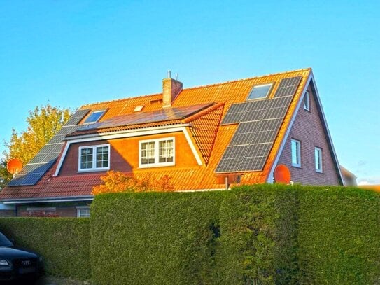 Photovoltaikanlage und modernisierte Einliegerwohnung sind die Highlights Ihres neuen Zuhauses!!!