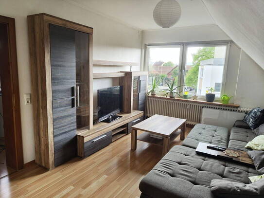 helle 2-Zi-Wg, PKW-Stellplatz, Keller, Waschkeller EBK