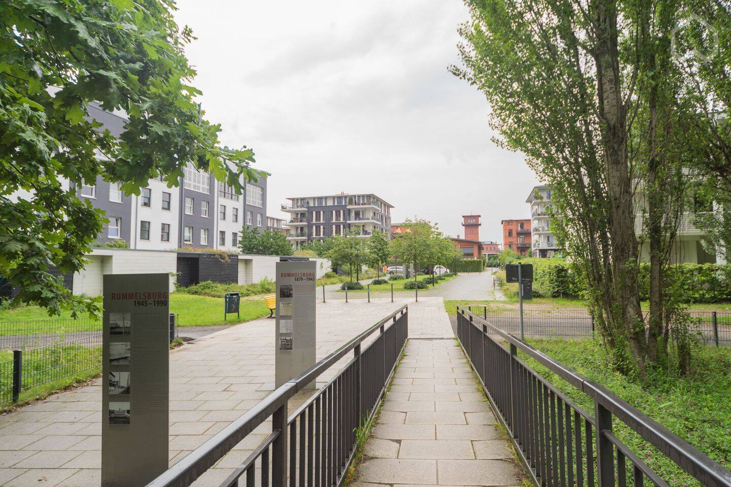 Großes, schönes Endhaus mit wundervollem Blick auf die Spree in zentraler Lage - Photo 1