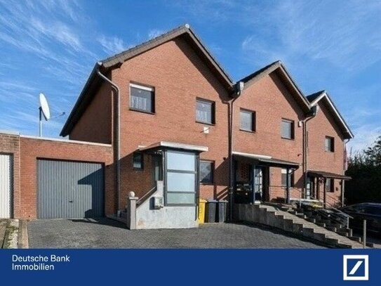 Modernes Reihenendhaus mit Garage, großer Terrasse und Vollkeller in Niederzier