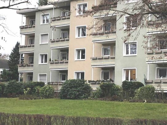 Vermietete helle DG-3 Raum Wohnung Innenstadtlage-Eicken