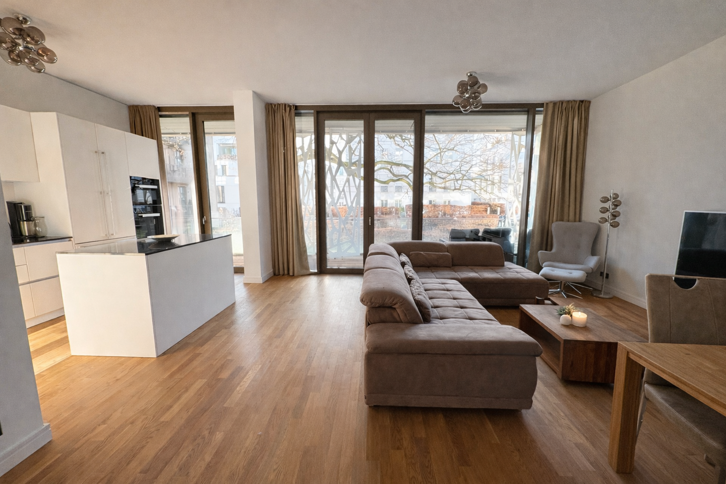 Exklusive 2-Zimmer-Wohnung im Sophienpalais