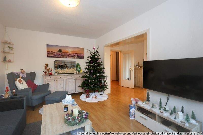 Attraktive Kapitalanlage: Gut geschnittene 3-Zimmer-Wohnung mit Loggia