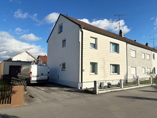 Stadt Plattling: 2 Wohnhäuser mit 880 m2 Grund od. Baugrund f. Neubau-Mehrfam.-Haus od. Reihenhäuser