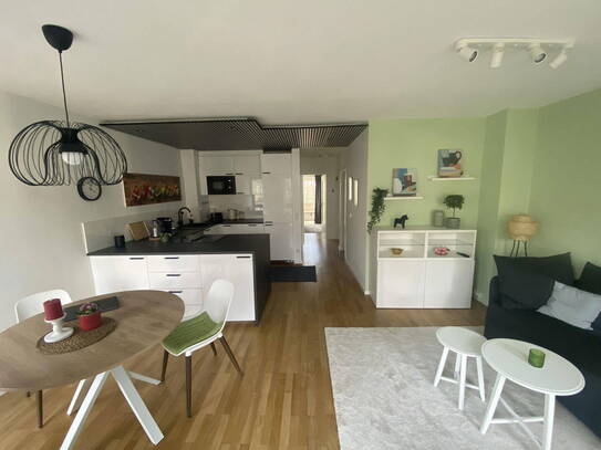 Vollmöblierte helle & moderne 2-Zimmerwohnung mit sonnigem Balkon zu vermieten