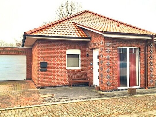 Einziehen und genießen - Komfortabler Bungalow mit Wintergarten an der Nordsee