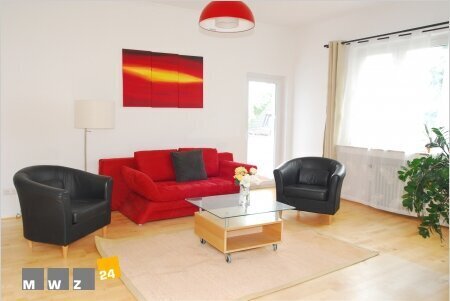 Komplett Möbliert/Furnished Accommodation in: Flehe/Volmerswerth. Helle Wohnung mit 2