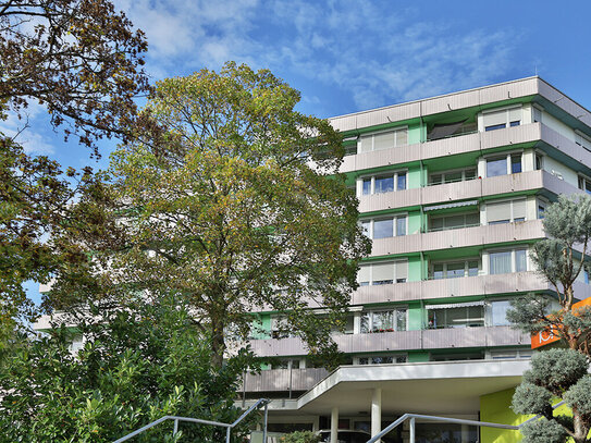 Renditestarke 2-Zimmer-Wohnung mit Balkon und herrlichem Ausblick