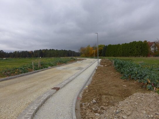 Naturverbundenes Leben - Ruhige, sonnige Baugrundstücke in Krögelstein