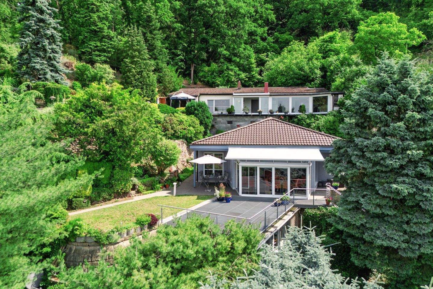 ***PROVISIONSFREI*** Exklusives Wohnerlebnis mit freiem Blick auf die Elbe - Willkommen Zuhause!