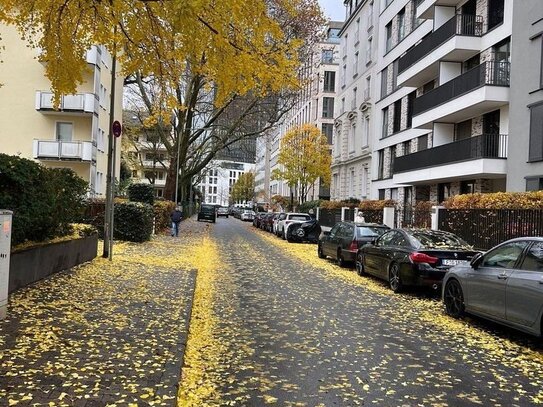 Zentral gelegene und sehr ruhige teilmöblierte Wohnung