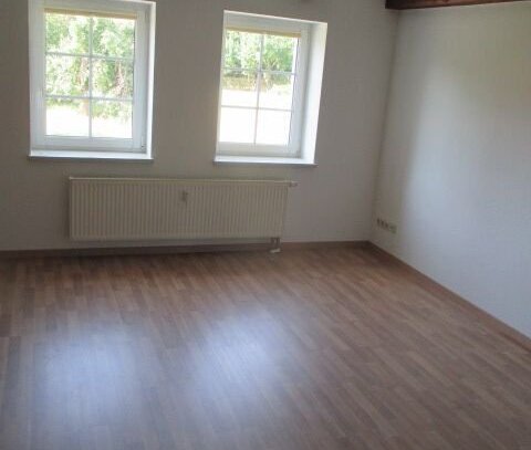 Originelle 3-Zi-Maisonette-Wohnung (66m2) im Grünen