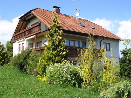 Mehrgenerationen-Landhaus in exponierter Randlage in Großerlach mit 3 Wohneinheiten