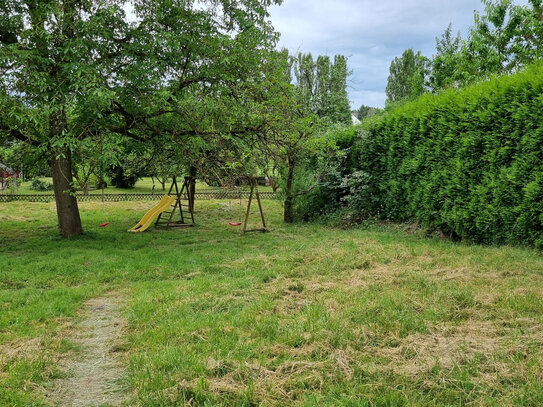 Freistehendes 1-Fam-Haus mit viel Platz, Einbauküche, Garage und gr. Garten