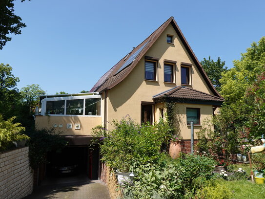 Saniertes Einfamilienhaus, Doppelhaushälfte in wundervoller Lage von Halberstadt