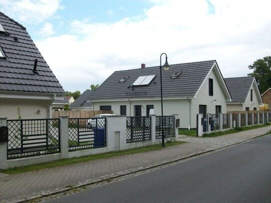 Groß Machnow, nahe Rangsdorf: 4-Zi.-Einfamilienhaus zur Miete in ruhiger Wohnlage