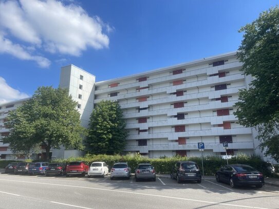 Am ELBE Einkaufszentrum Vermietetes 1,5-Zi.-Apartment mit Balkon in Groß-Flottbek