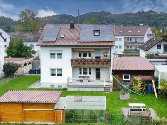 Freistehendes Ein-Zweifamilienhaus mit Idyllischem Gartenparadies