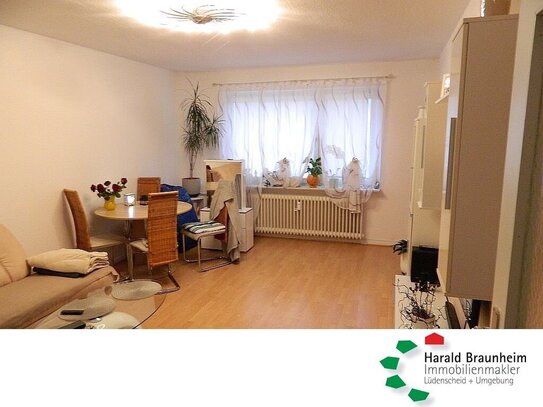 Gepflegte Singlewohnung in ruhigem Haus mit Fahrstuhl und Loggia, ca.55m², im Eichholz.