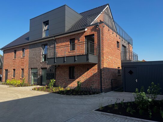 Erdgeschosswohnung mit Terrasse und Garten