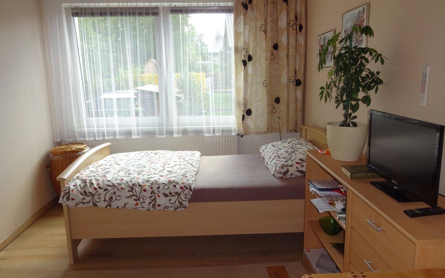 1-Zimmer-Wohnung mit Internet, TV, Küchenzeile, Dusche/WC - Foto 1