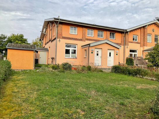 Reihenendhaus mit kleinem Garten in Sildemow