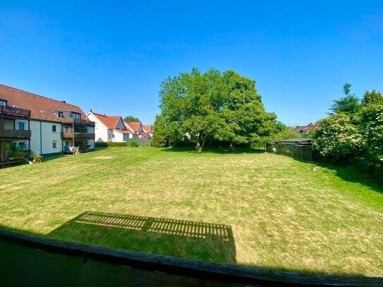 *Ruhige 2,5 Raum Erdgeschosswohnung mit Terrasse und Garten in Bo-Linden*