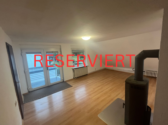 kein WBS erforderlich / 2,5 Zimmer-Wohnung im Zweifamilienhaus / EBK, Vollbad, Gartenanteil, Abstellr. , Stlpl. 950,- €…