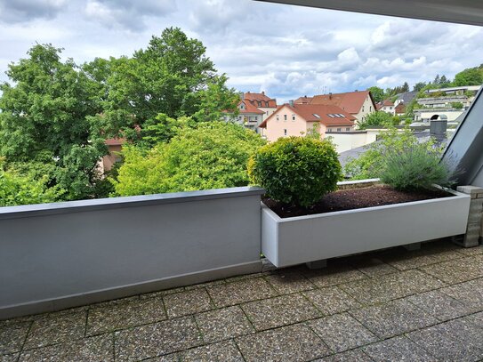 Geschmackvolle 3-Zimmer-Terrassenwohnung inklusive Tiefgaragenstellplatz in Amberg