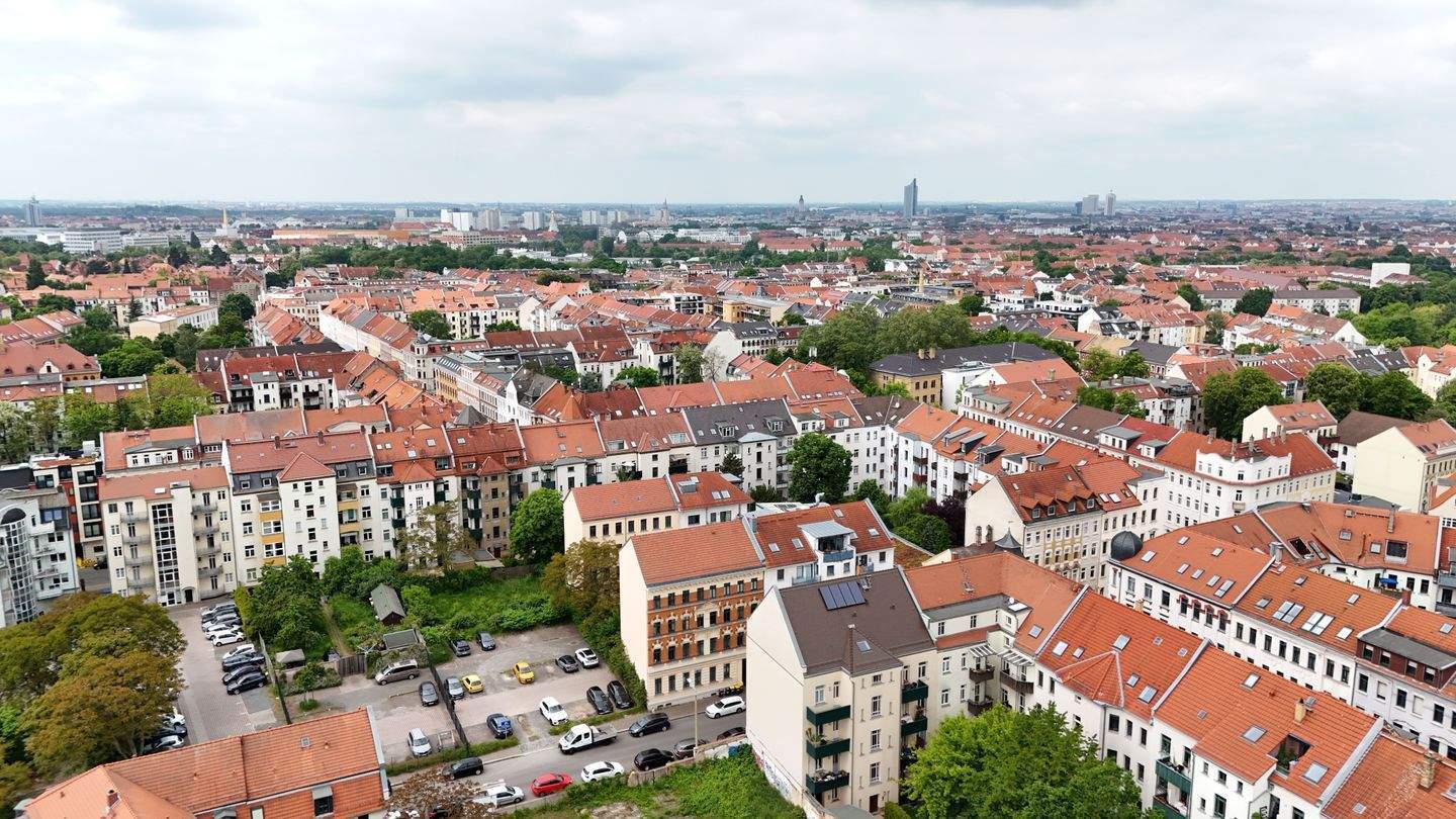 Leerwerdend: Kompakte 1 - Zimmer WE im gepflegten Denkmalschutz - MFH