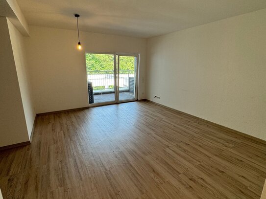 Moderne und helle City-Wohnung mit Balkon