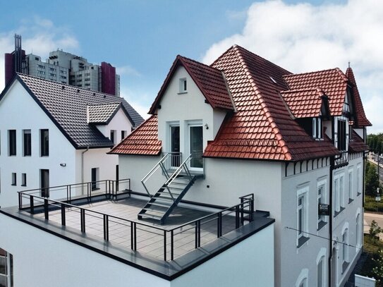 Altbauwohnung mit atemberaubender Dachterrasse!