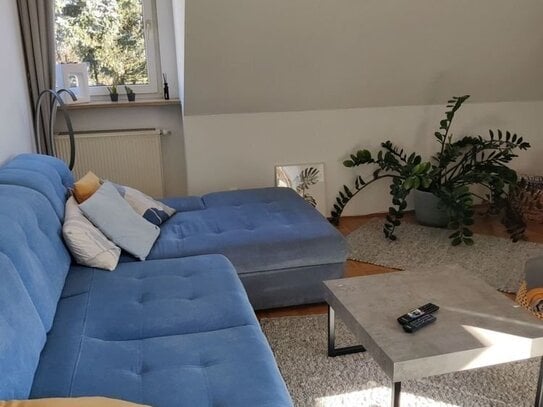 ***NETTE 2 ZIMMER WOHNUNG MIT BALKON UND STELLPLATZ***