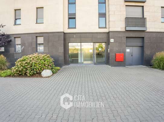 Exklusive Maisonettewohnung mit Terrasse und Blick auf die Frankfurter Skyline im Europaviertel