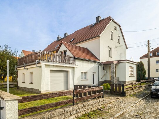 Bezugsfreie DHH mit großzügiger Dachterrasse, Garage und Stellplatz - Ihr neues Zuhause!