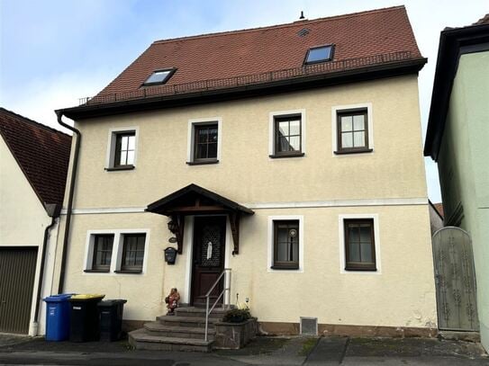 Gepflegtes Einfamilienhaus mitten in Scheinfeld